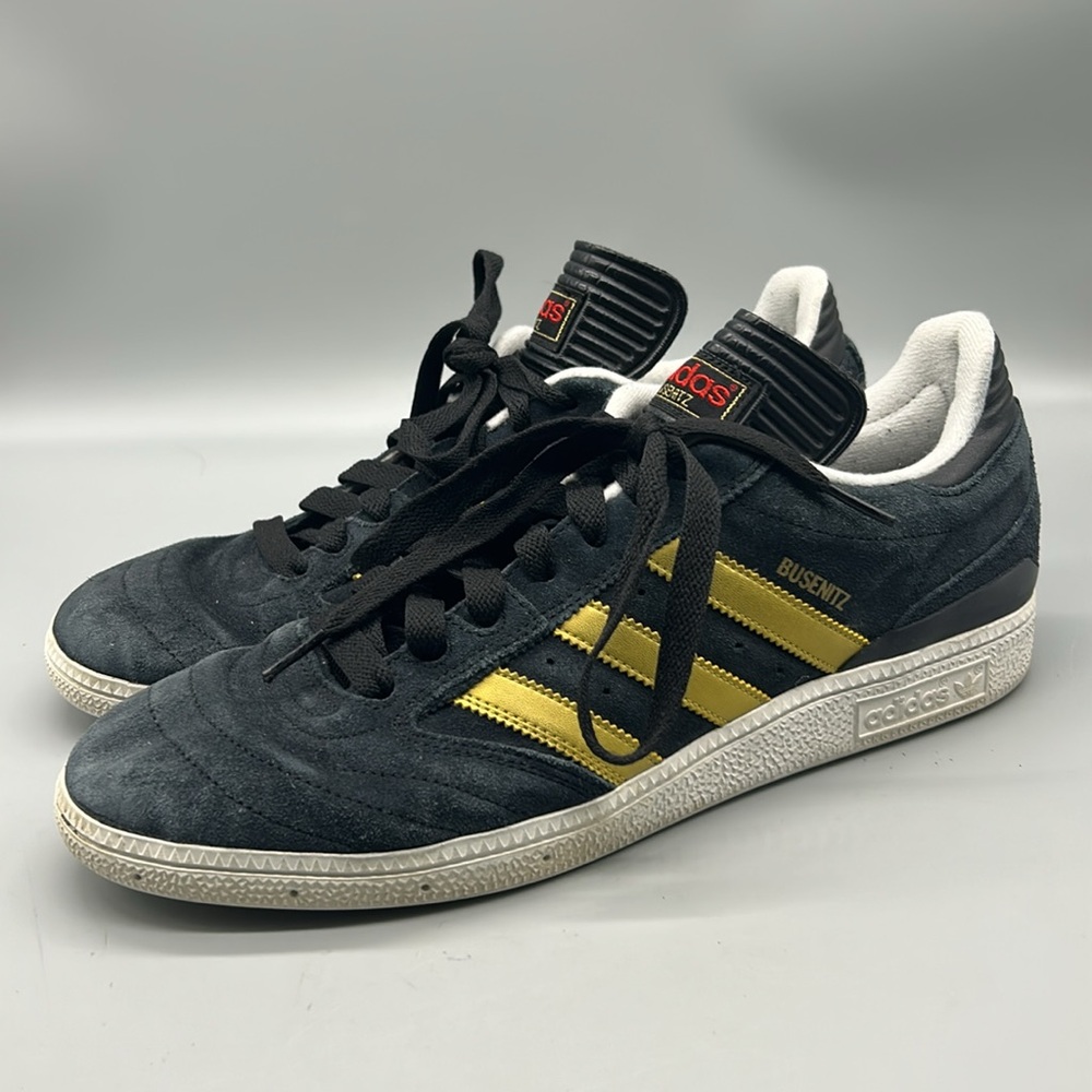 Navy Blue Adidas Busentiz Size 10.5 gold stripe - Picture 2 of 9